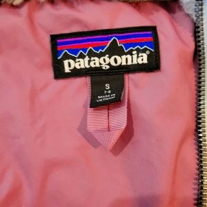 Patagonia girls jacket size S